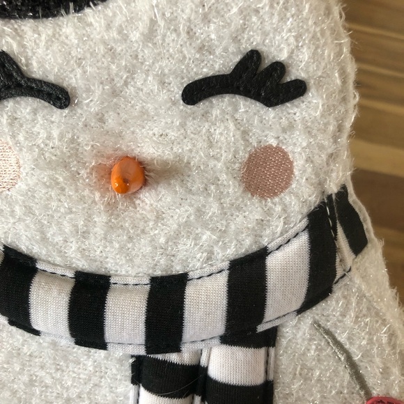 Betsey Johnson snow gal mini crossbody bag New without tag - Picture 9 of 13